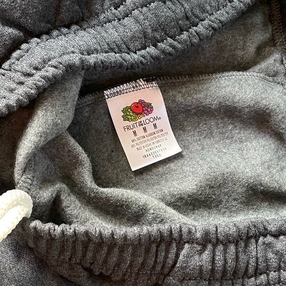 Fruit of the Loom Dark Grey Men’s open bottom fleece sweatpants - Picture 3 of 3